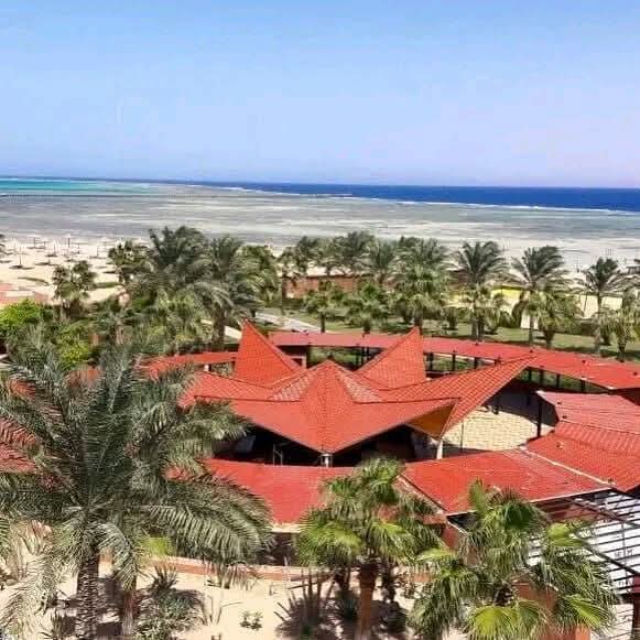 توريد وتركيب أنظمة القرميد للمشروعات الكبرى والفنادق والفيلات